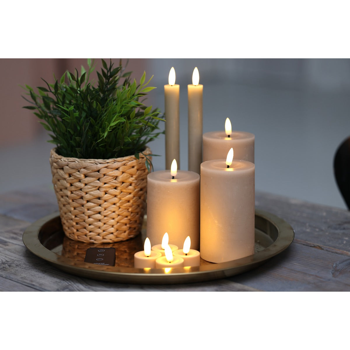 LED-lyssæt – 10 dele – sand – med fjernbetjening