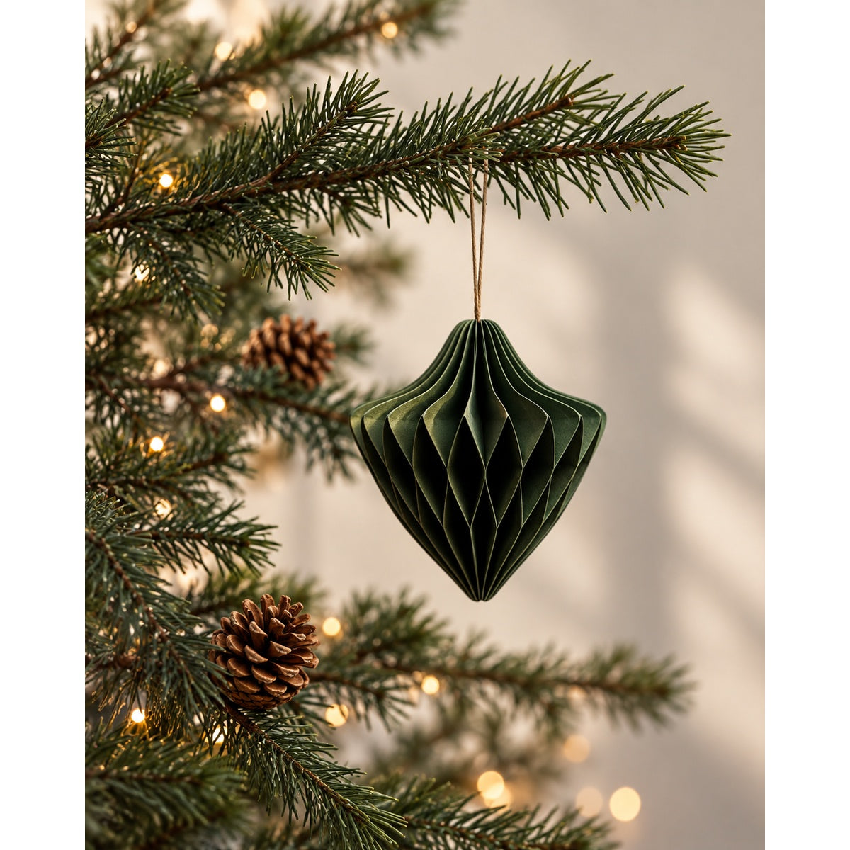 Papirornament grøn – miljøbillede